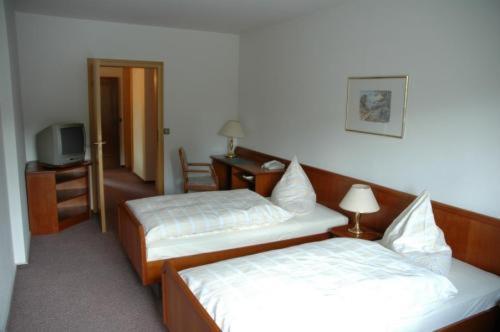 Hotel Heyder บัวร์ไชด์ ภายนอก รูปภาพ